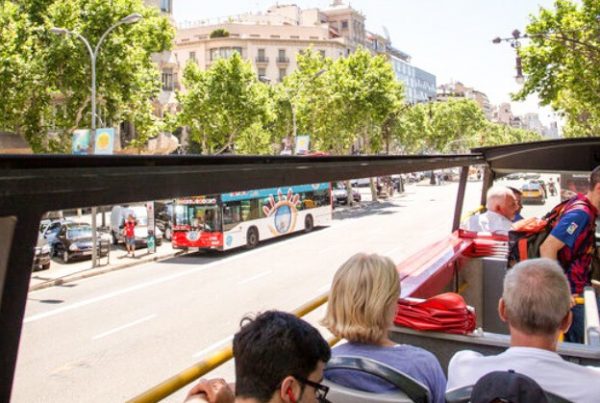 Découvrir Barcelone en bus
