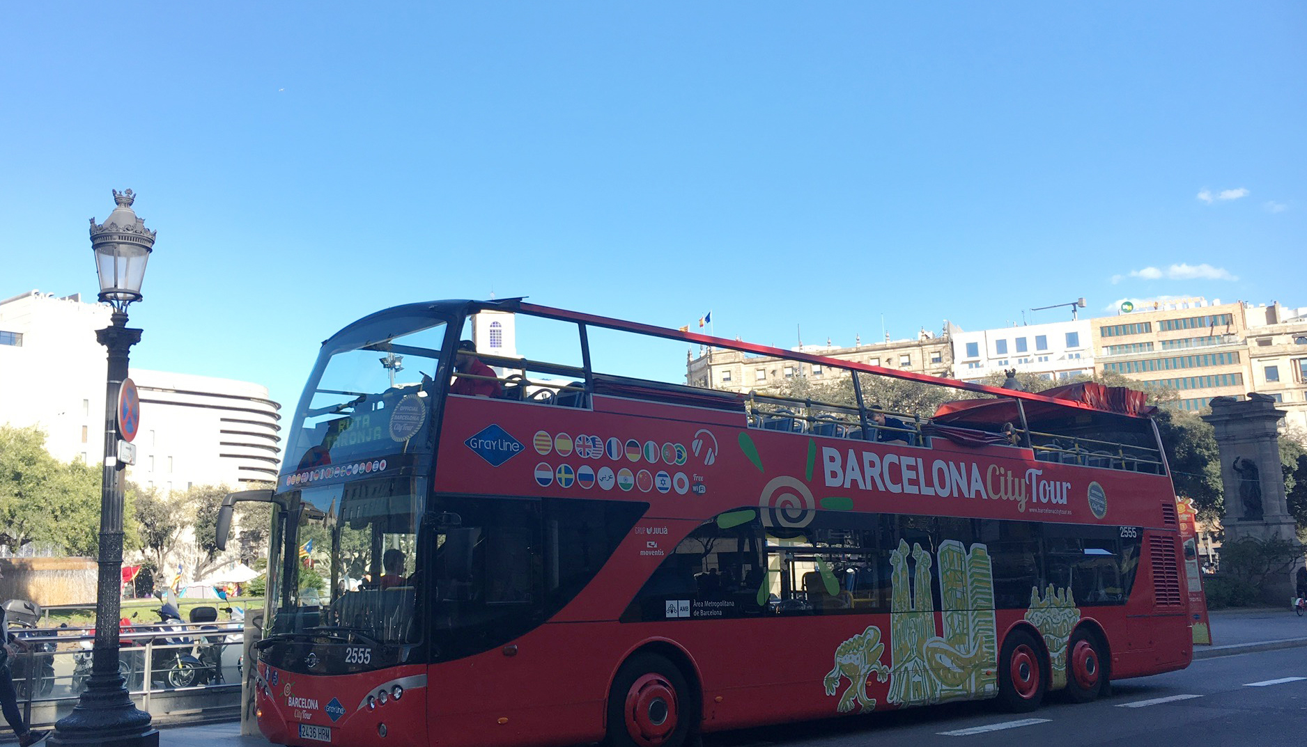 Descubrir Barcelona con el bus turístico