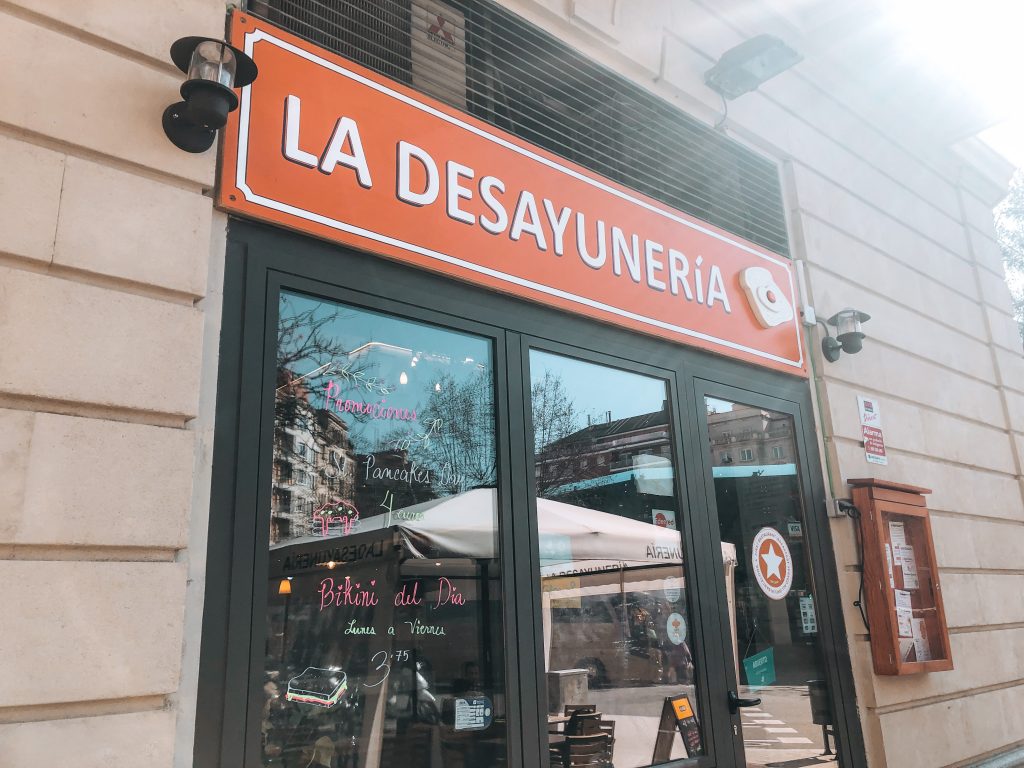 la desayunería, a good place to snack with kids